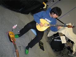$B%V%:!<%-(J
