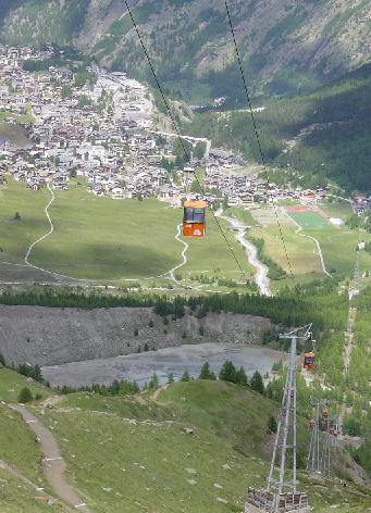 Spielbodenbahn and Saas-Fee