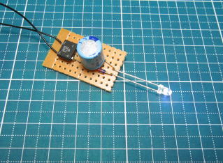 LED室内灯の基板を作りました。