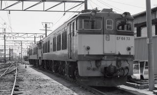 EF6473です。奥はEF6415でした。