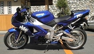 YZF-R1