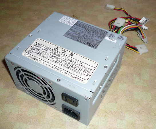 PC-9821Xa16/W30の電源 PU752A (LITEON製)