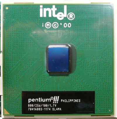 Intel PentiumIII (Coppermineコア) FC-PGAパッケージ版