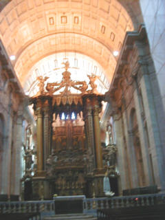 ���󡦥�������ơ��ǡ��ե����鶵��κ���(The altar of Igreja de Sao Vicente de Fora)