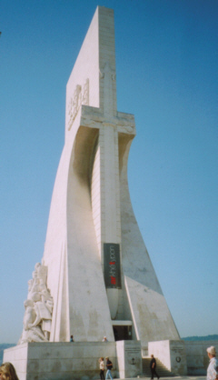 ȯ���Υ�˥����(Padrao dos Descobrimentos)