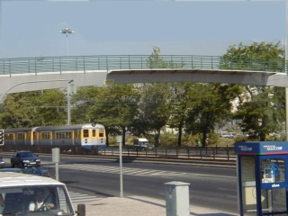 �ꥹ�ܥ���ż�(A train in Lisboa)