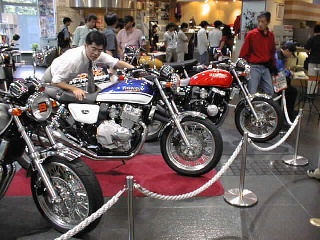 CB400FOUR